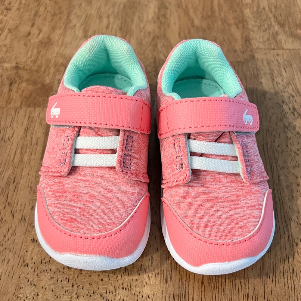 NWOT - See Kai Run Basics Sneaker Toddler Girl - 5c